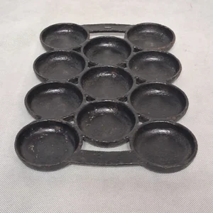 s Gated Cast Iron Gem Muffin Pan 11 Round Cup Shallow Open Frame, Late 1800's