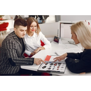 What Makes a Great CPG Brand Positioning Agency?