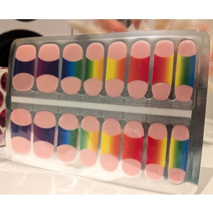 Do you see a rainbow