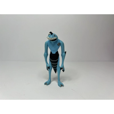 Ben 10 - Rip Jaws 2006 Blue Alien (missing bottom jaw)
