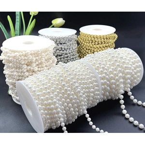 PEARL BEADS ON A ROLL