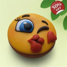 Silicone Mold – Emoji (Kissing Face)