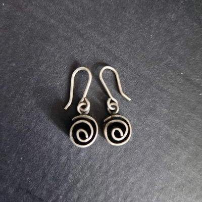 Metal Swirl Earrings Metal Swirl Earrings