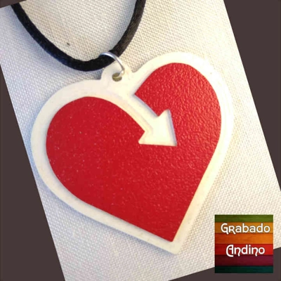 collar corazon y flecha