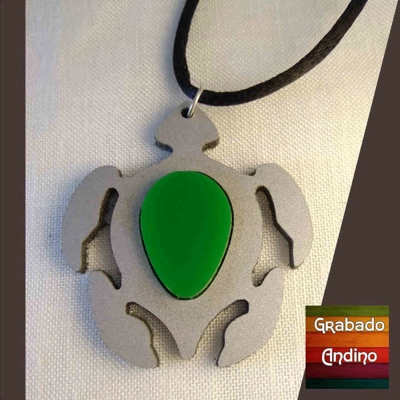 collar tortuga en alubond con inserto plexiglass collar tortuga en alubond con inserto plexiglass