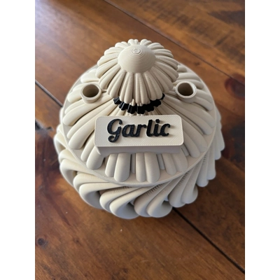 Garlic Holder with Vents