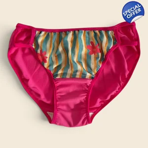 Beach Vibes Brief