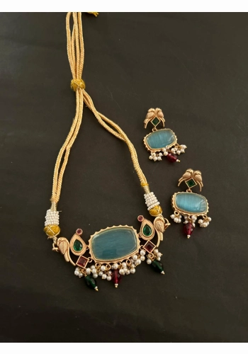 Blue Mist Necklace Set