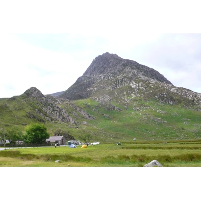Finding your way on the north ridge of Tryfan...