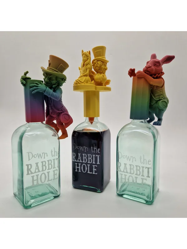 Alison in wonderland Bottle topper