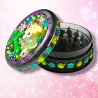 Green Envy 2 Way Grinder Green Envy 2 Way Grinder