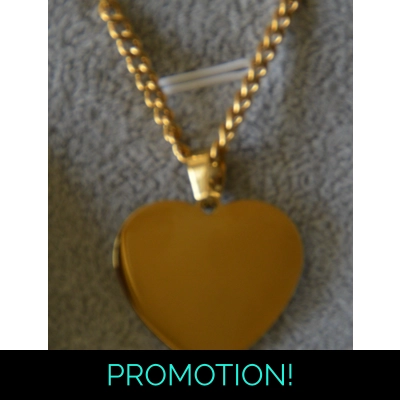 gold colour heart necklace