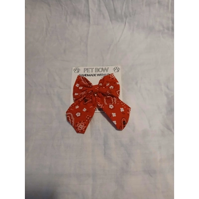 Red Dog Bow