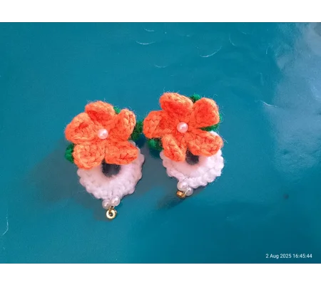 Petal Bloom Crochet Brooch – Orange & White