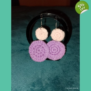 Circle earrings