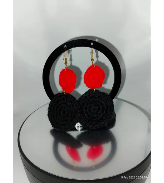 Circle earrings