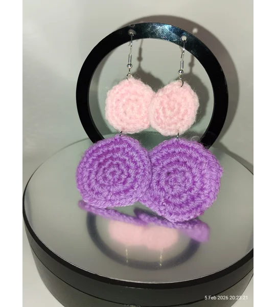 Circle earrings