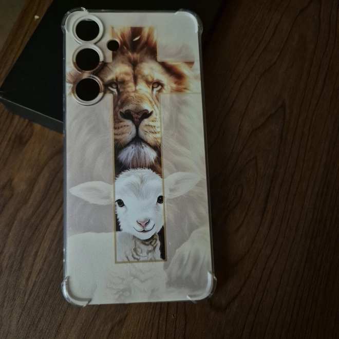 Additional Image for The Lion and the Lamb on Request