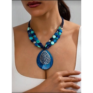 Large blue necklace