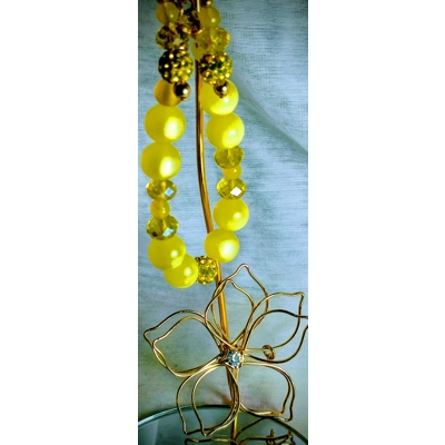 7" Yellow Glass Bracelet