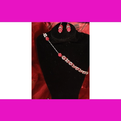 16.5" Red Rhinestone /SilverChoker w earrings