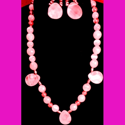 16.5"Pink Quartz Teardrop Necklace