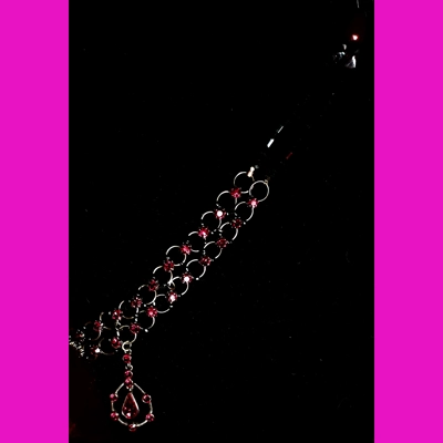 16" Stunning Red Choker