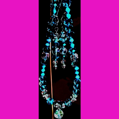 9..5"". L.Blue and Clear Swarvoski