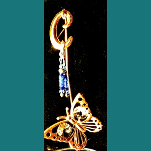 L.Blue Glass Earrings