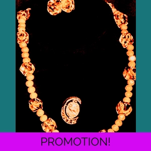 14.75  Choker Czec Glass w matching earrings