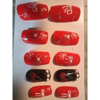 Set of Red and Black Fake Nails W..