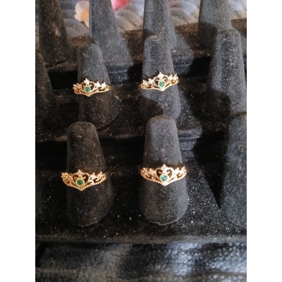 Four Princess Crown Rings With Green Emeralds