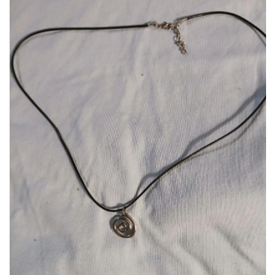 Swirl Necklace