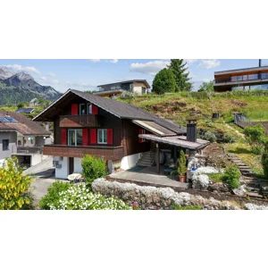 4.5-room detached house with granny flat and fantastic mountain views in Ennetmoos, Switzerland