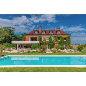 Harper Lane, Radlett, Hertfordshire, WD7