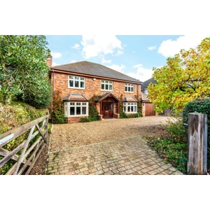 Woodside, Aspley Guise, Milton Keynes, Bedfordshire, MK17