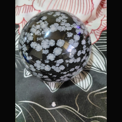 Snowflake obsidian sphere