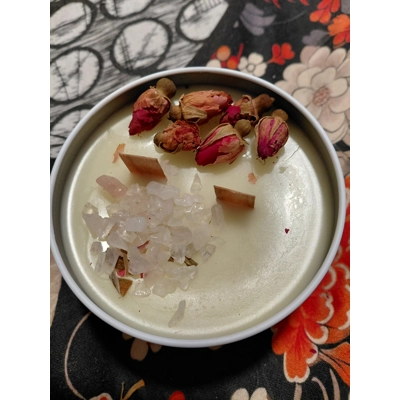 Moon Goddess Gift Pack – Rose Quartz Ritual Set | Bath Salts, Crystal Candle & Verbena Aura Spray