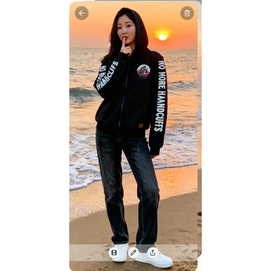 Lightweight Hooded jacket