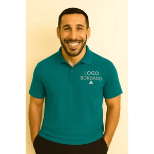 Tipo Polo hombre Dry Fit color jade Logo Bordado