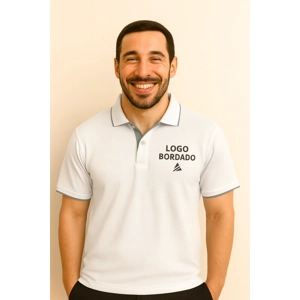Tipo Polo hombre Waf Fit color blanco Logo Bordado