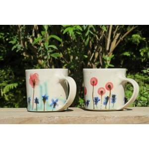 Spring mug pair