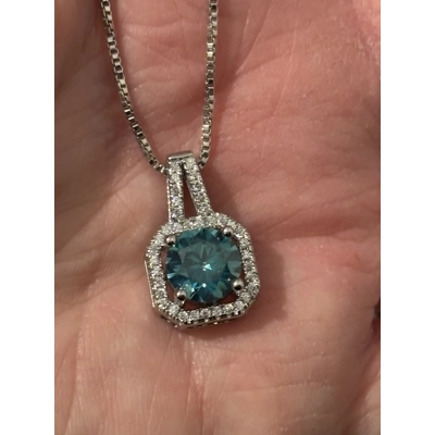 Sterling Silver Chain & PT950 Platinum Moissanite Pendant ..