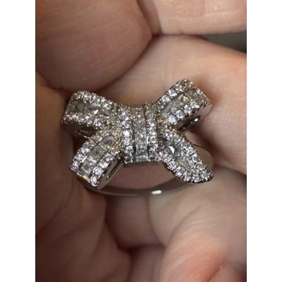 Sterling Silver Bow Zircon Ring