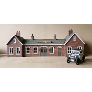 Bramblecourt Station G Scale & LGB