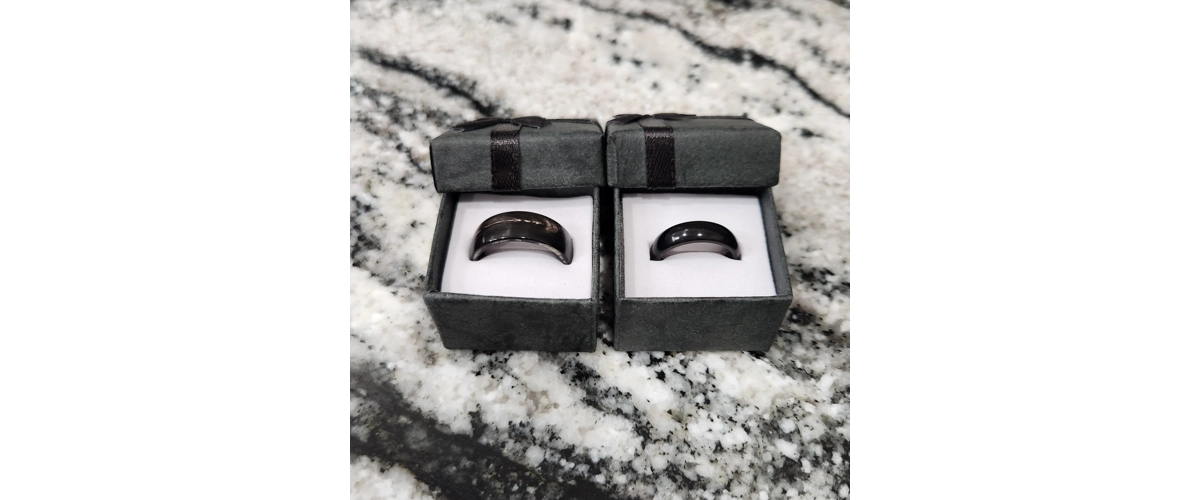 his and hers set (original design left and narrow design right)