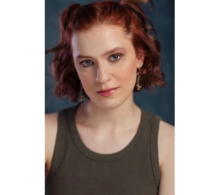Julia James - Shop Girl (2025)