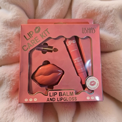 USHAS LIP CARE KIT