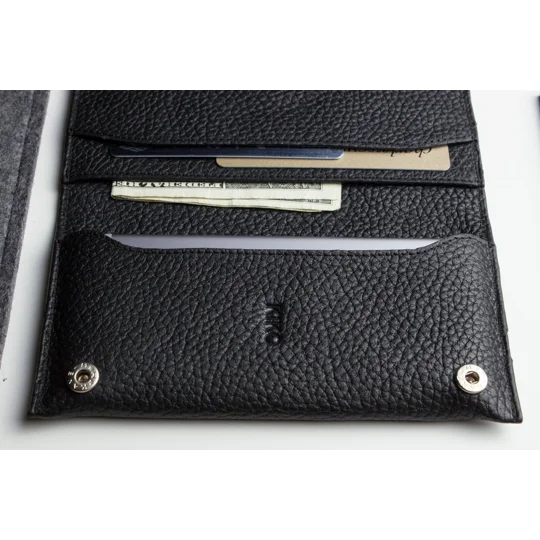 iPhone Wallet