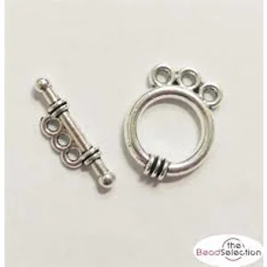13 mm x 15 mm 3 HOLE TOGGLE CLASPS SILVER (2)